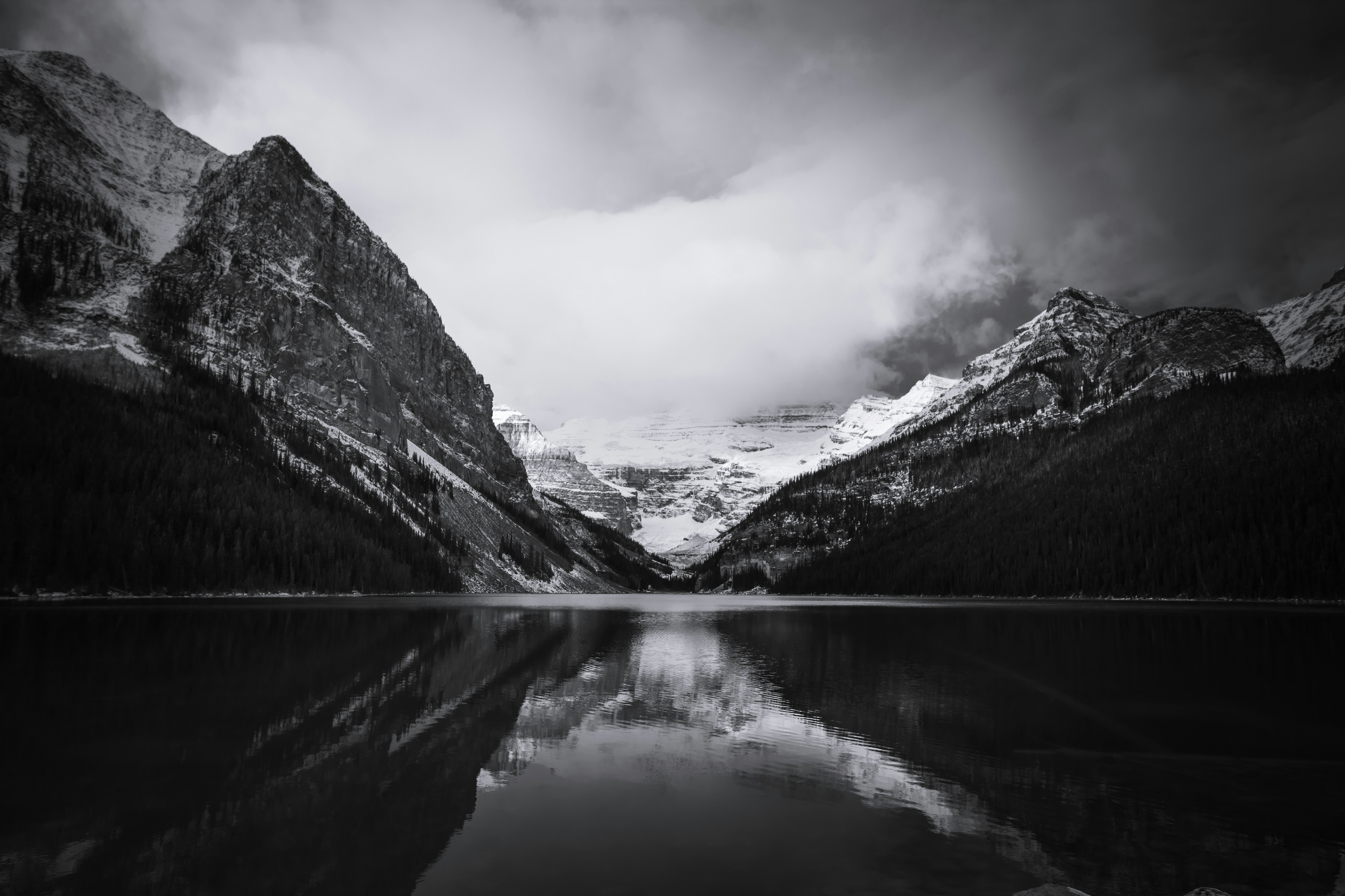 mountain cover with snow photography